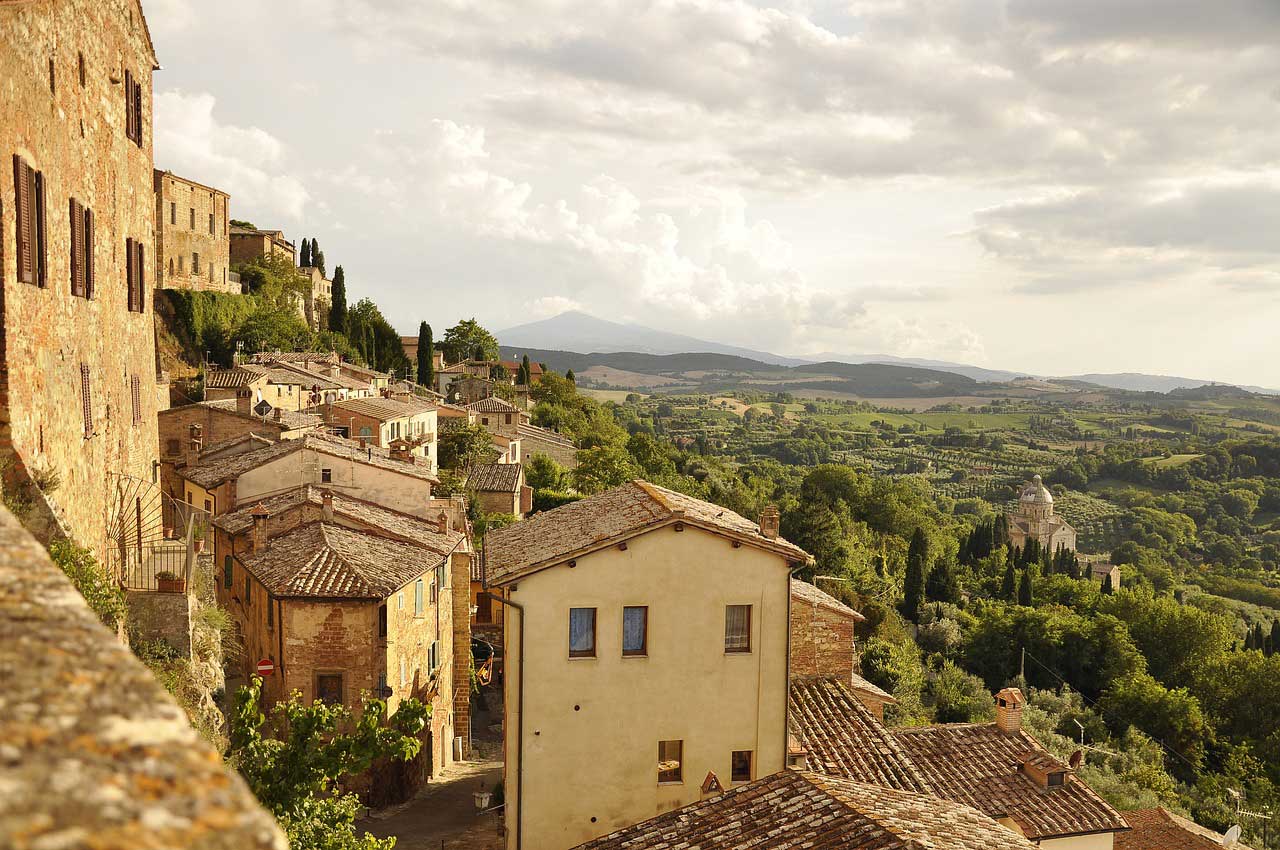 Utsikt över Toscana i Italien, bostäder i Italien